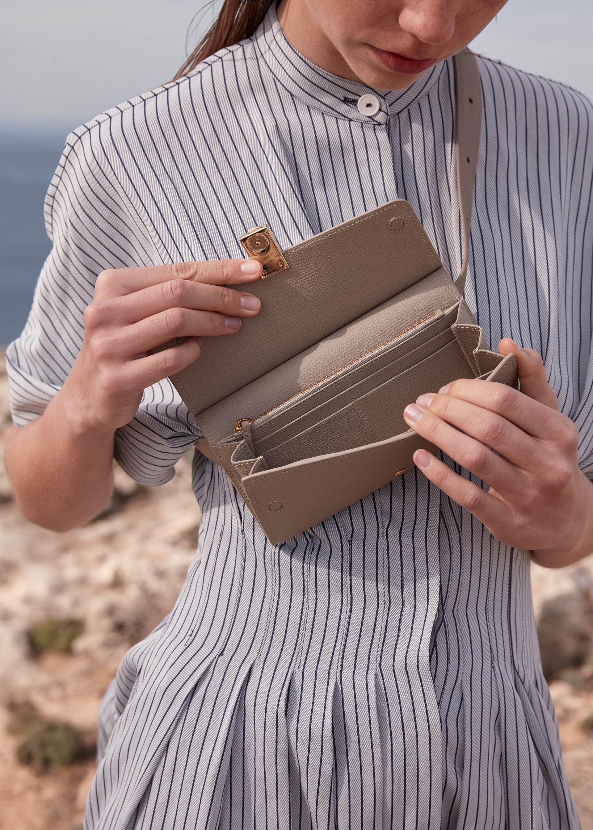 Portefeuille Numéro Sept ceinture - Taupe Grainé